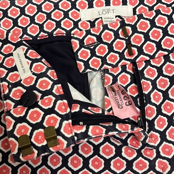 Coral and gray patterned pants from Loft, 0P - Picture 2 of 3